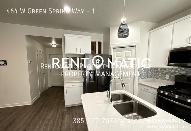 Building Photo - 464 Green Spring Way