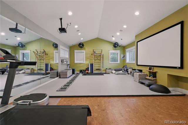 Building Photo - 514 E Bijou St