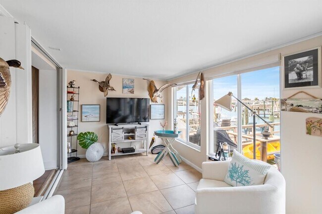 Building Photo - 355 Boca Ciega Point Blvd S