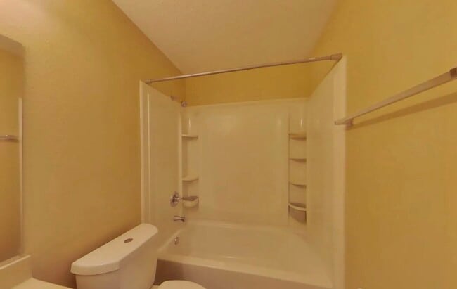 Building Photo - Spacious 3-Bedroom House with Cozy Living Spaces