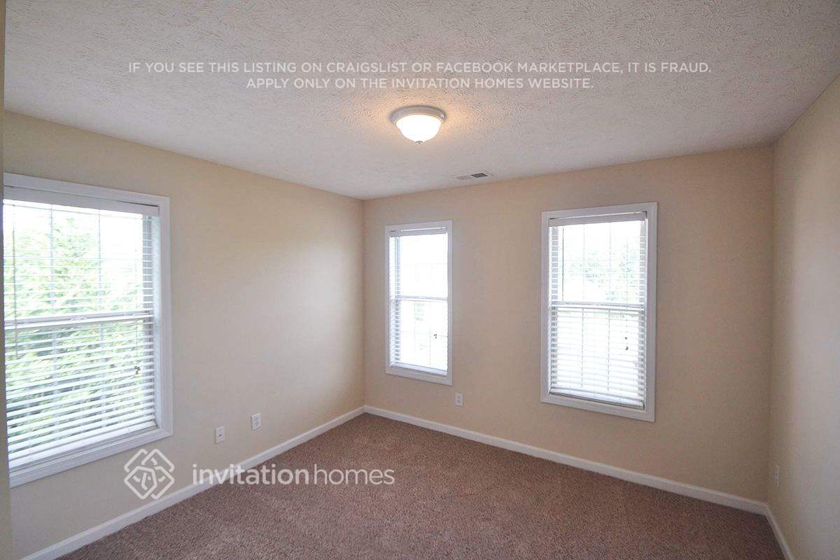 Building Photo - 212 Cheshire Ct
