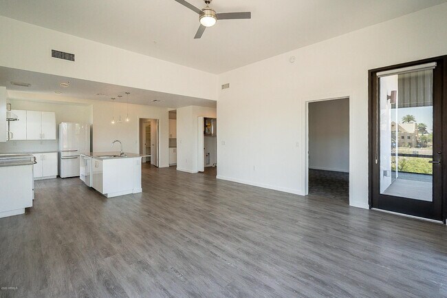 Building Photo - 1130 N 2nd St