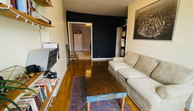 Building Photo - 84 Hollywood Ave