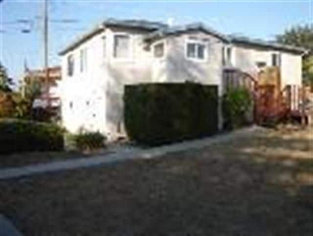 Building Photo - 27385 Parkside Dr