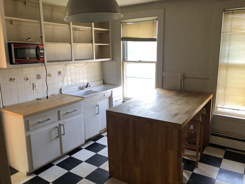 Kitchen - 204 Wooster St