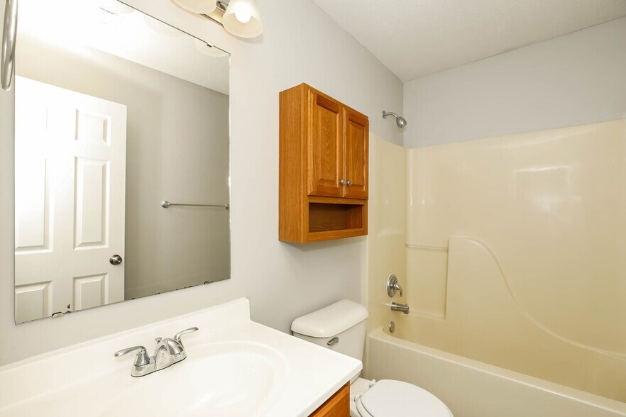 Building Photo - 10802 Washington Bay Dr