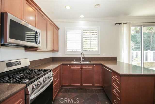 Building Photo - 108 Las Flores