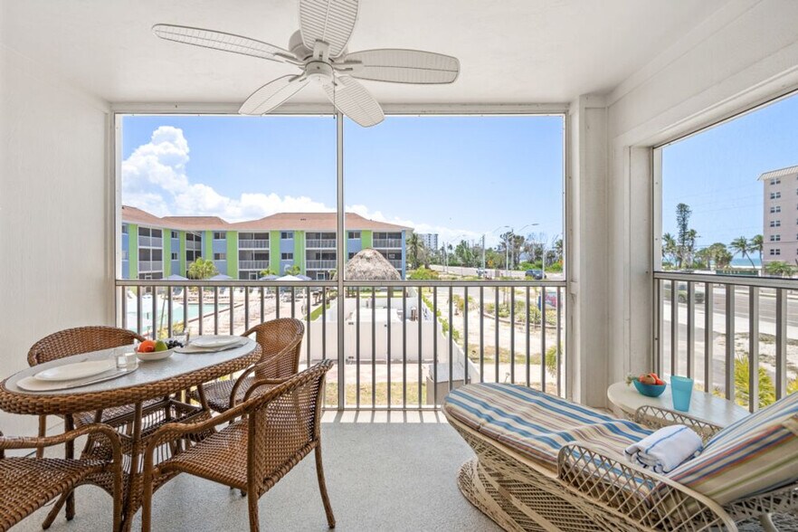 Building Photo - 7785 Estero Blvd