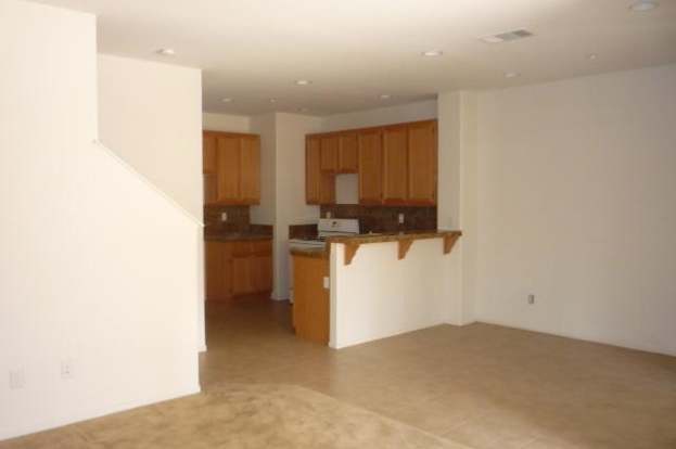 Building Photo - 41845 Davenport Way