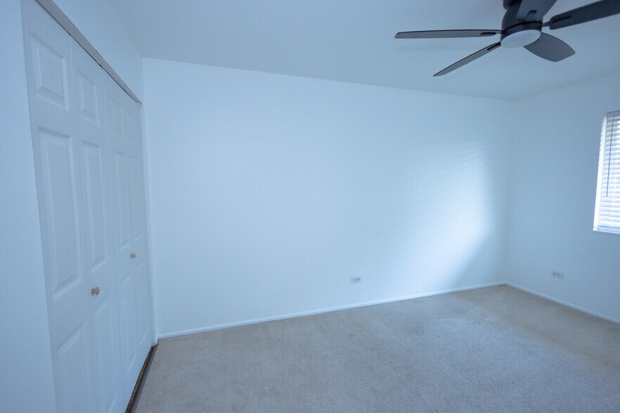 Building Photo - 930 Beau Dr