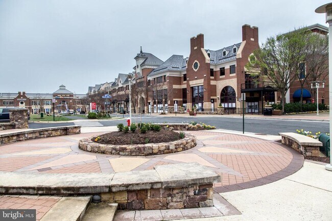 Building Photo - 23187 Hampton Oak Ter