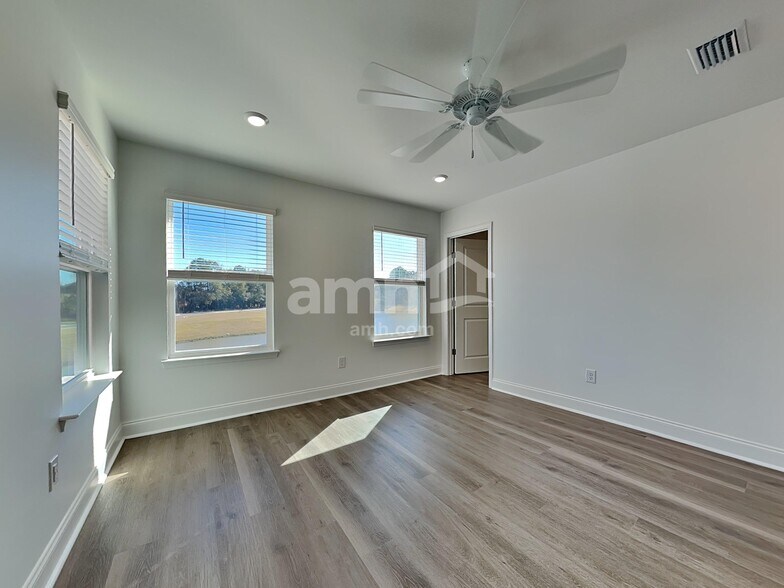 Building Photo - 168 Portside Pk Dr