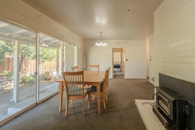 Building Photo - 245 Alviso St