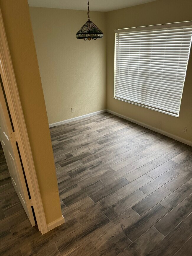 Building Photo - 13770 Bottlebrush Ct