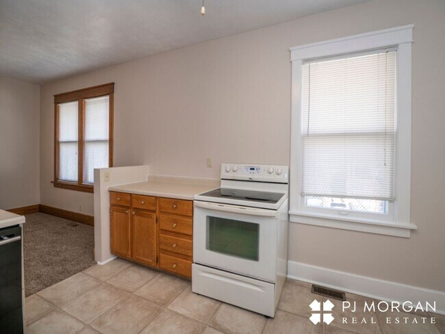 Building Photo - 3812 Marcy St