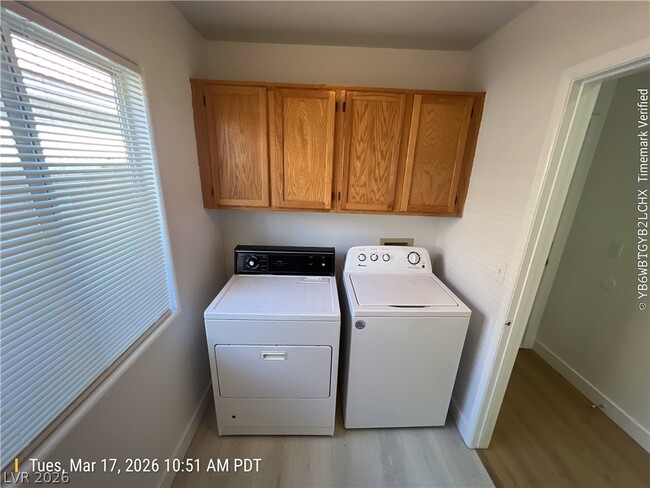 Building Photo - 7309 La Mona Ct