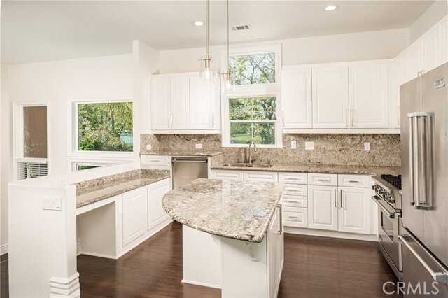 Building Photo - 225 Montana Del Lago Dr