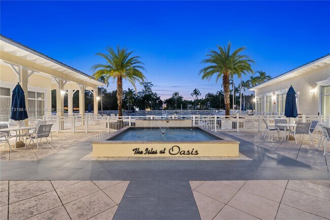 Building Photo - 3114 SE 3rd Dr