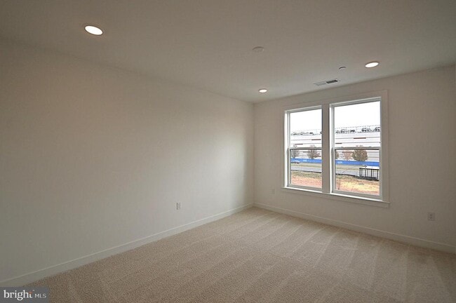 Building Photo - 21731 Dovekie Ter