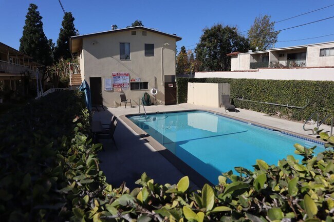 Interior Photo - 11811 Beverly