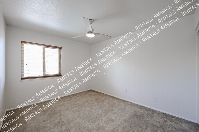 Building Photo - 4611 W Milky Way