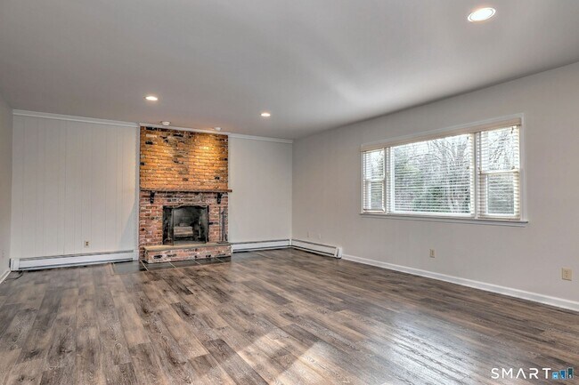 Building Photo - 5160 Madison Ave