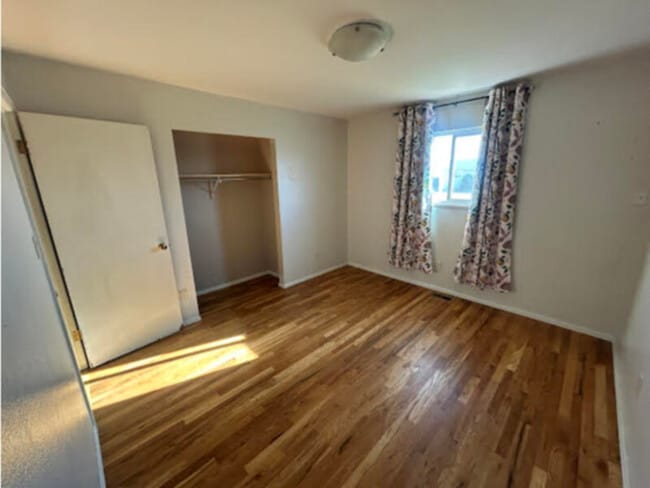 Building Photo - Charming Rancher!!