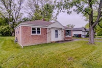 Building Photo - 336 Manitowac St