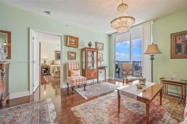 Building Photo - 1250 S Miami Ave