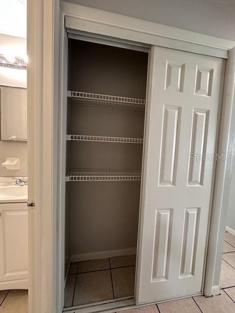 Building Photo - 10407 N Jasmine Ave