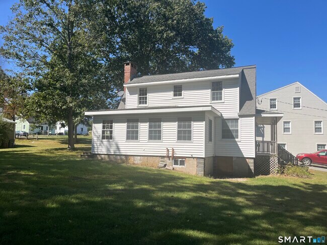Building Photo - 4 S Edgewood Rd