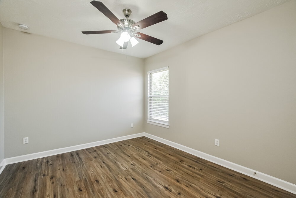 Building Photo - 7411 Quiet River Ln