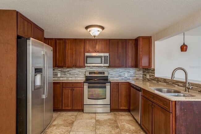 Building Photo - 4233 Belle Isle Ct