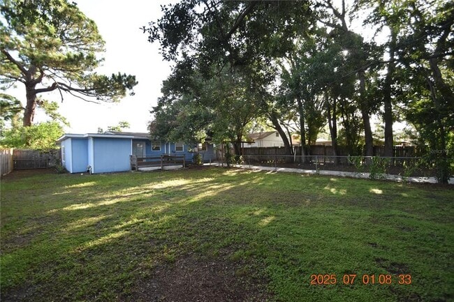 Building Photo - 818 49th Ave N