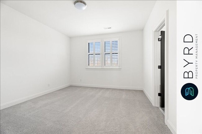 Building Photo - 15506 Amethyst Dr
