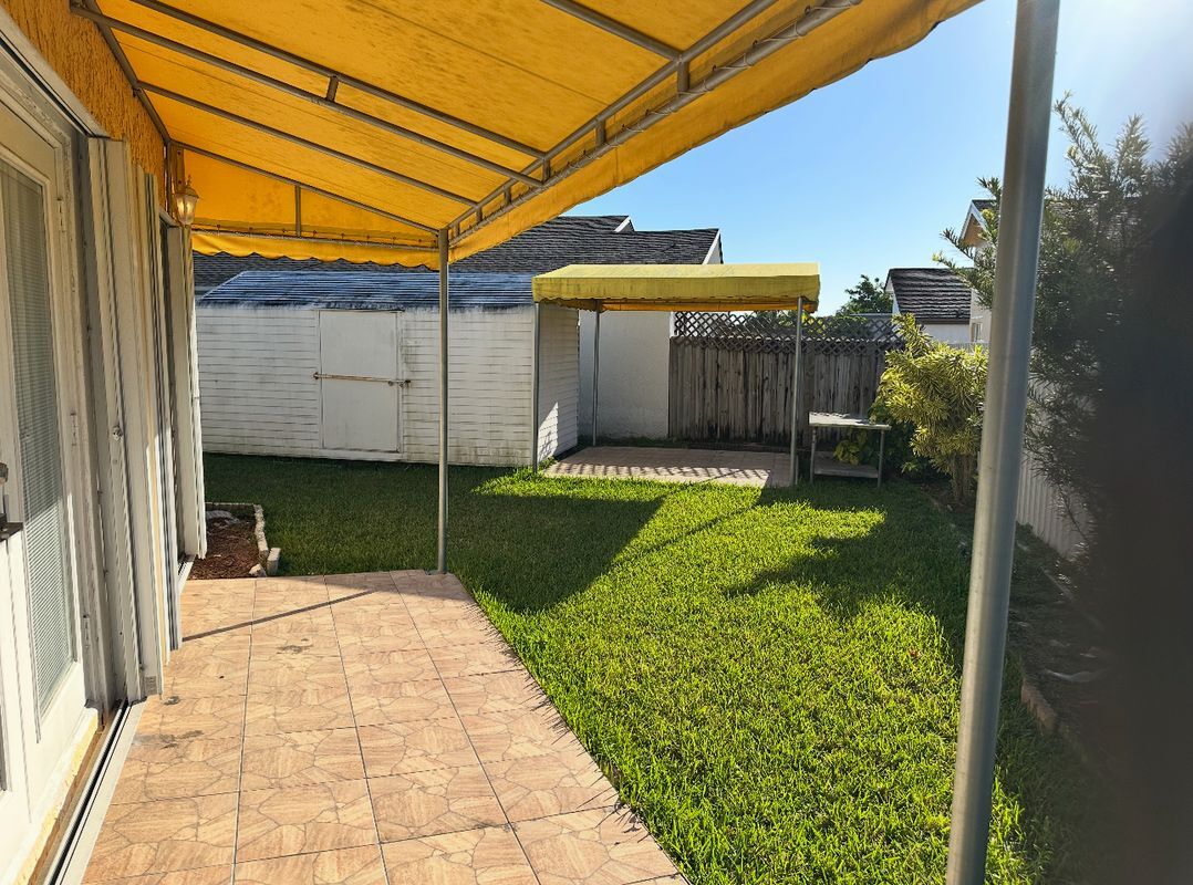 Building Photo - 11518 SW 172nd Terrace