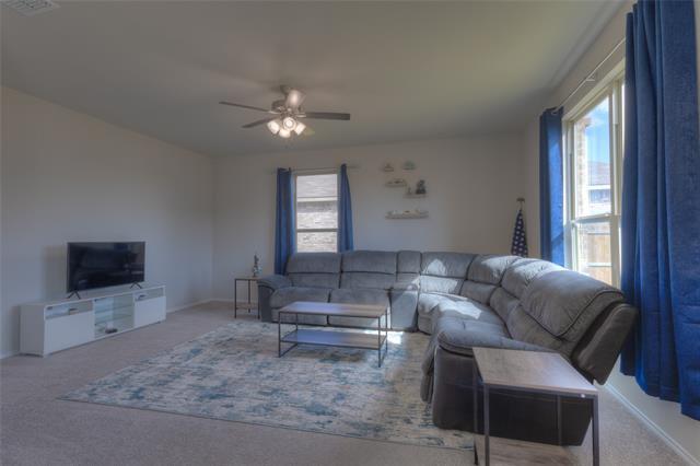 Building Photo - 1305 Benwick Dr