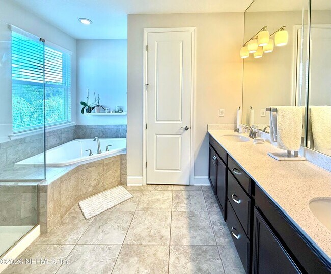 Building Photo - 6887 Azalea Grove Dr