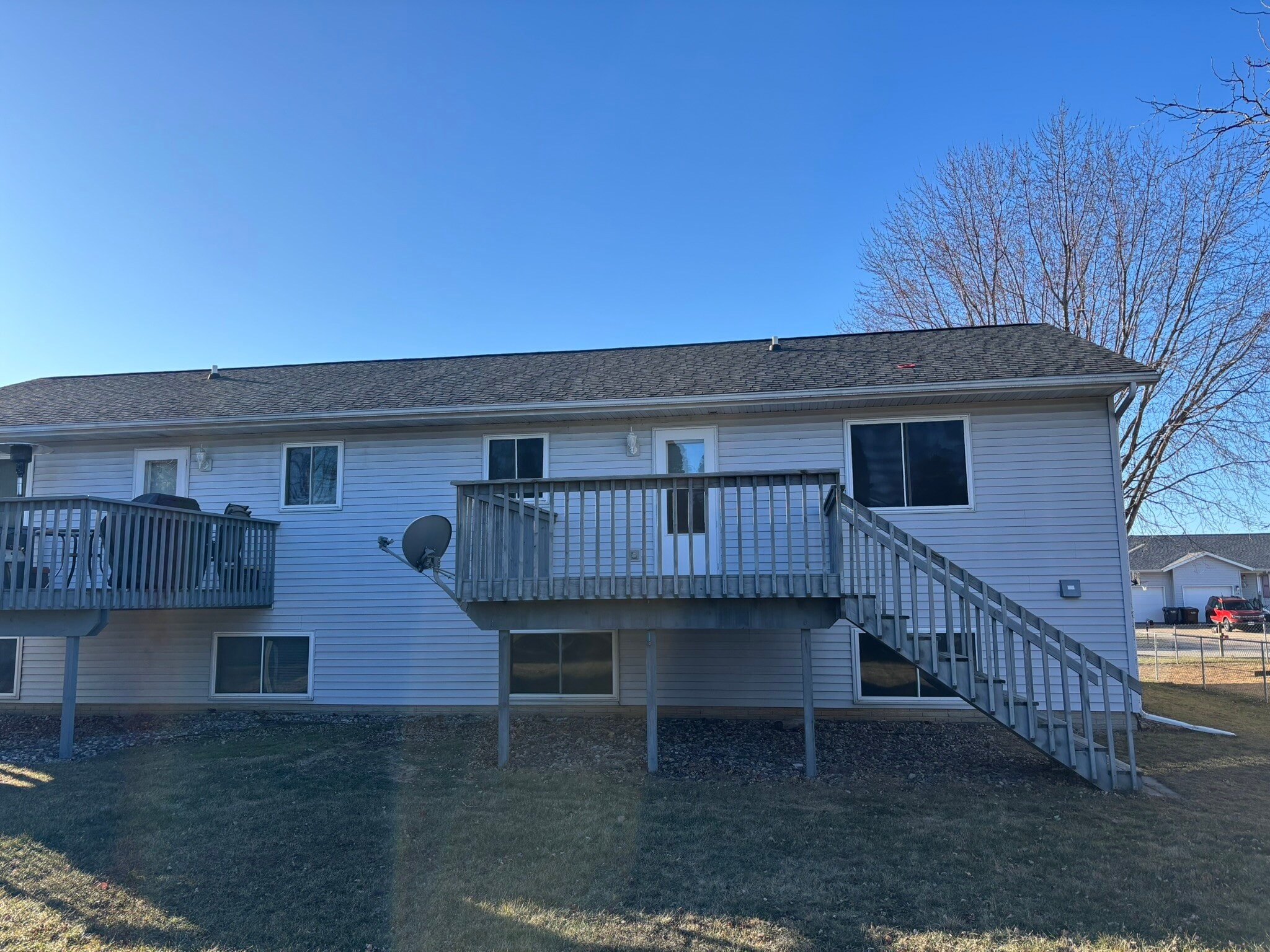 Building Photo - 125 Rosewood Ln S