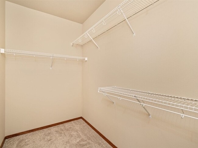 Building Photo - ***COMING SOON 11/2025*** Welcome Home to ...