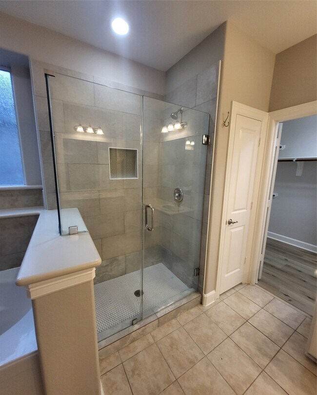 Building Photo - 606 Admiral Bay Ln
