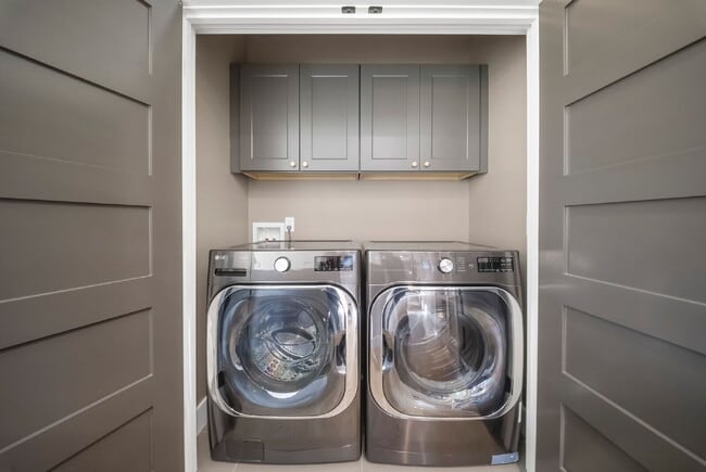 Building Photo - Fully Furnished | Asheville Area