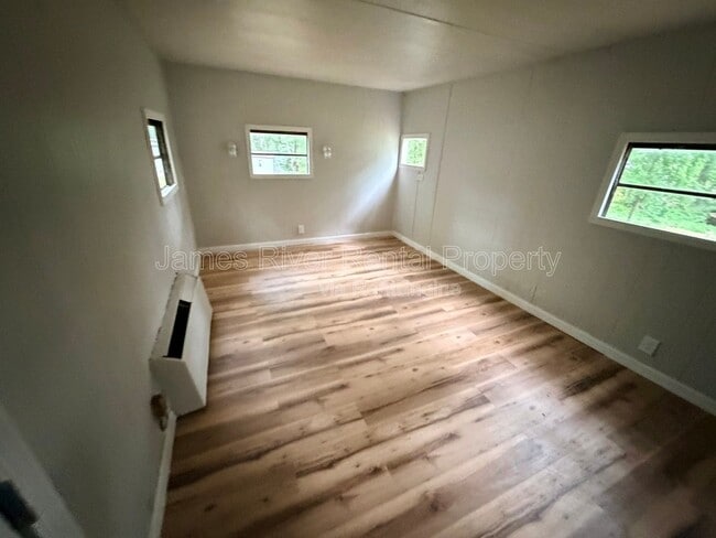 Building Photo - 27 Bonnydale Ln
