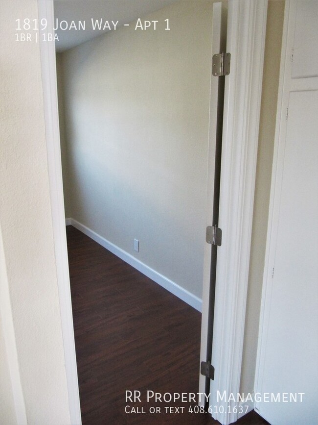 Building Photo - 1BD Unit in Convenient Location!