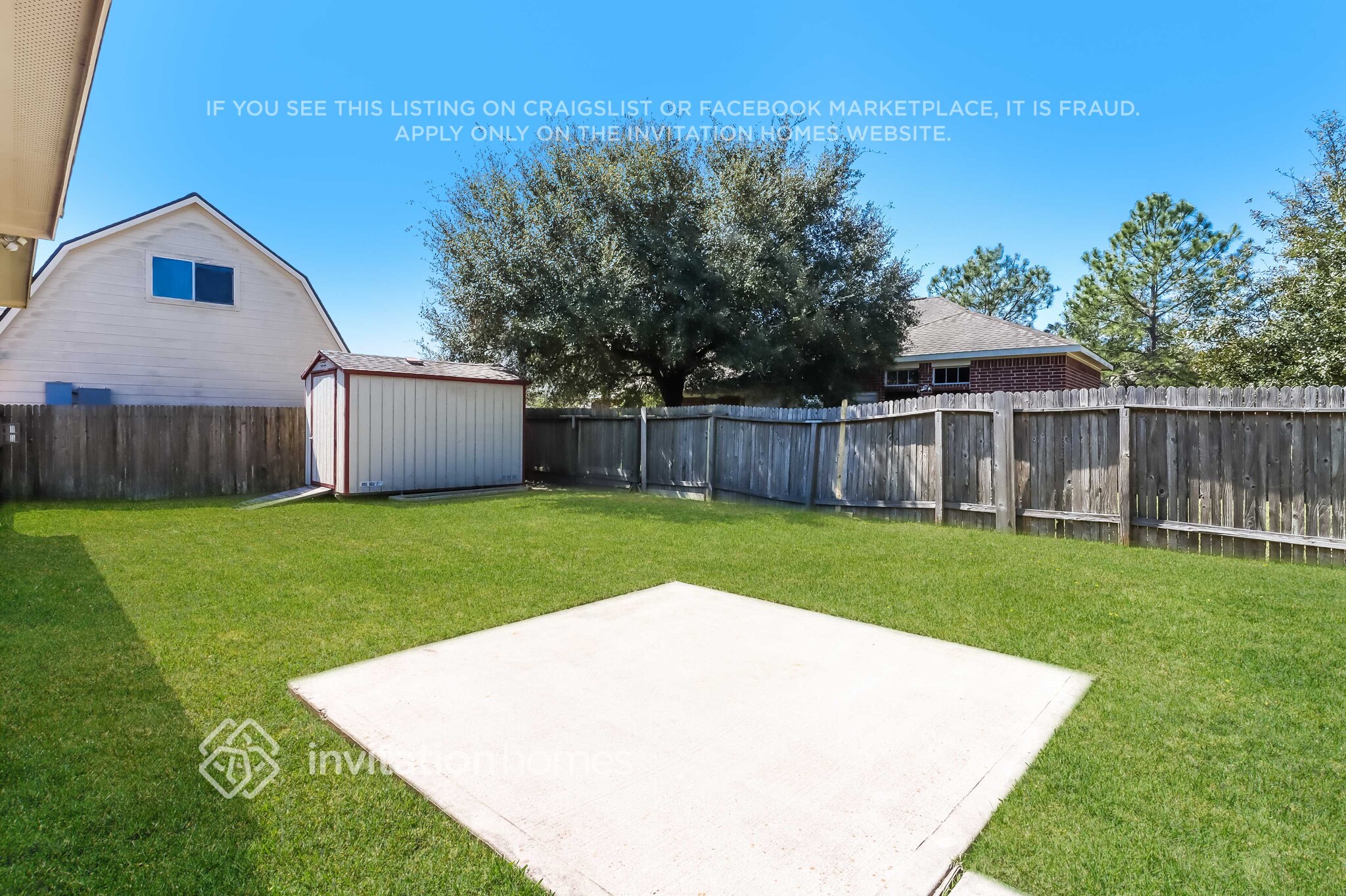 Building Photo - 383 Hyland Ln
