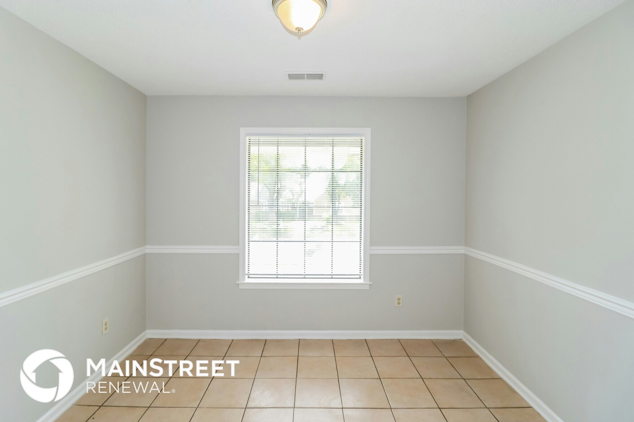 Building Photo - 4022 Castile St