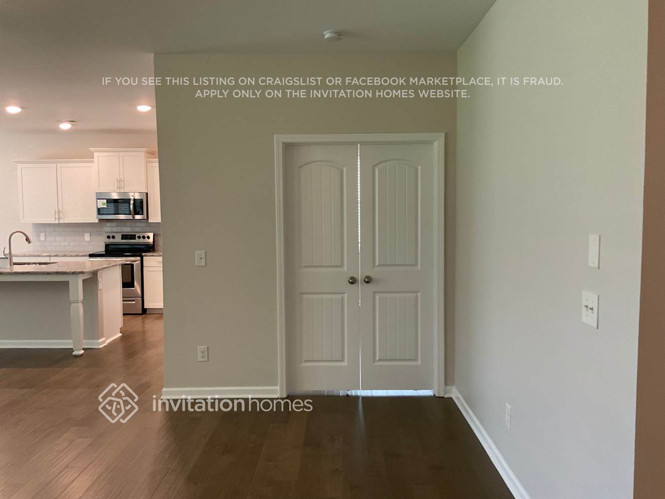 Building Photo - 8026 Forest Hills Dr