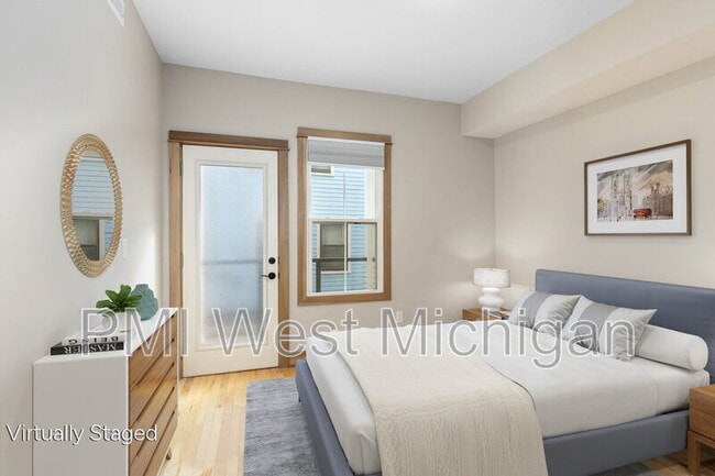 Building Photo - 800 Douglas St NW