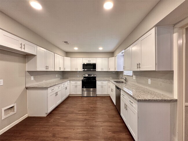 Building Photo - 3439 Aspen Bend Dr