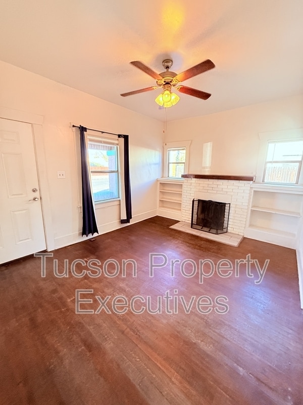 Building Photo - 724 E Drachman St